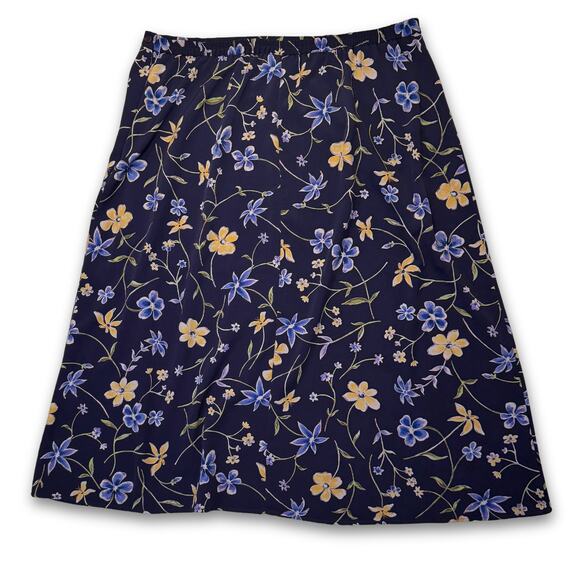 Vintage Requirements Woman Floral A-Line Plus Size Midi Skirt | Women's 2X - Picture 2 of 6